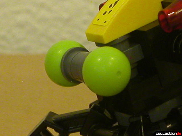 Storm Lasher- mini-robot (head detail)