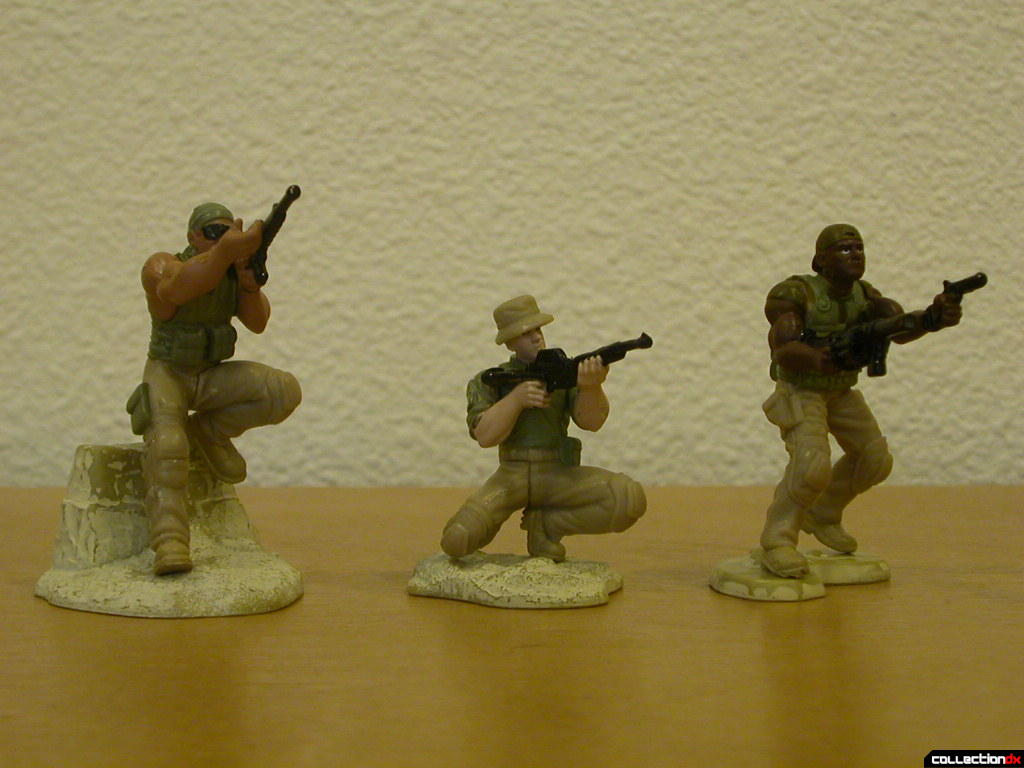 Desert Attack- US Marines figures (together)