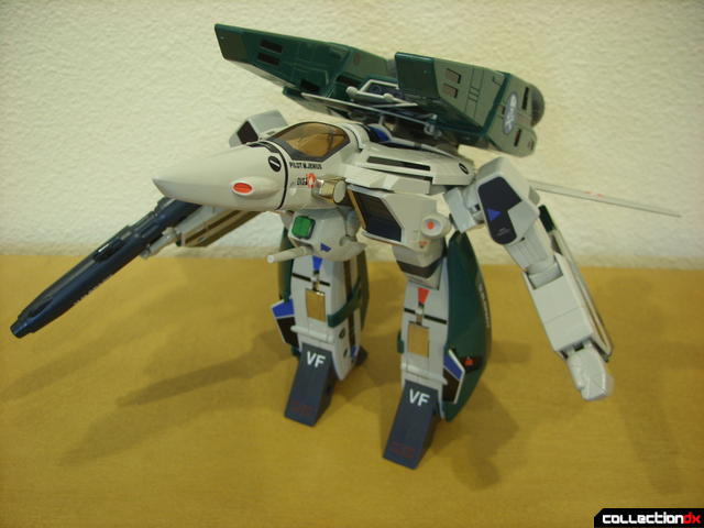 Origin of Valkyrie VF-1A Super Valkyrie Max ver.- GERWALK Mode posed (1)