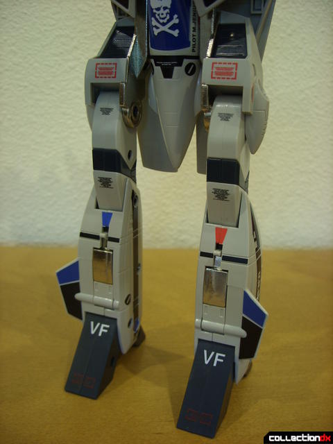 Origin of Valkyrie VF-1A Valkyrie Max ver.- Battroid Mode (legs detail)