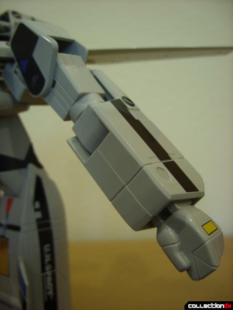 Origin of Valkyrie VF-1A Valkyrie Max ver.- GERWALK Mode (left arm detail)