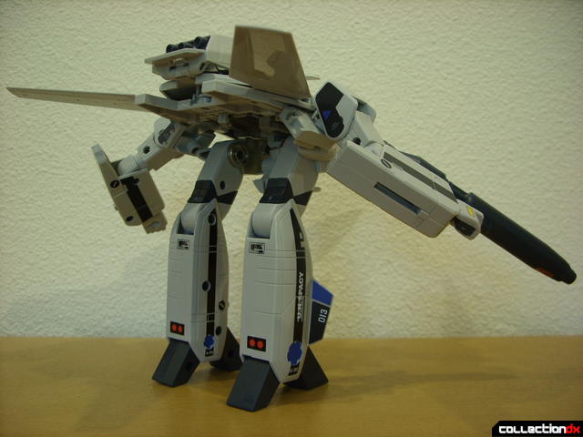 Origin of Valkyrie VF-1A Valkyrie Max ver.- GERWALK Mode posed (3)