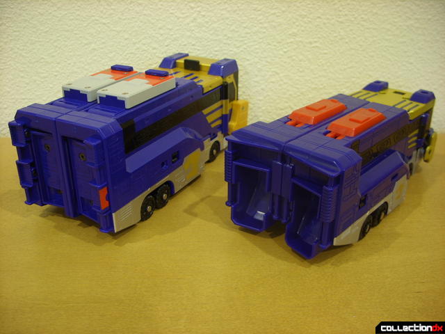 back view- Engine Buson (L) and Lion Hauler Zord Attack Vehicle (R)