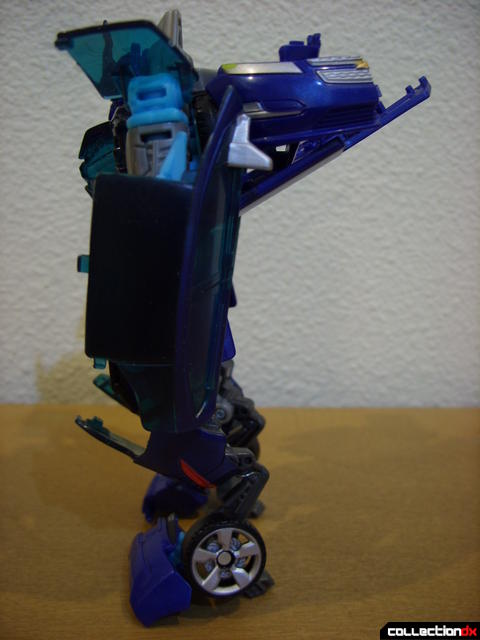 RotF Deluxe-class Autobot Jolt- robot mode (left profile)