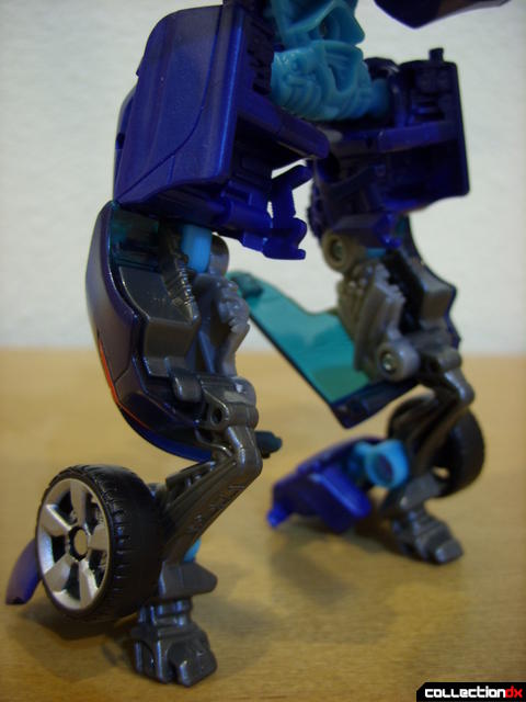 RotF Deluxe-class Autobot Jolt- robot mode (legs detail, back)