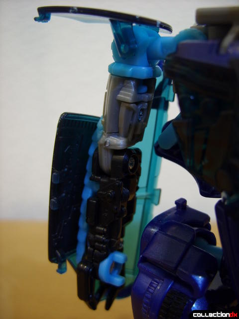 RotF Deluxe-class Autobot Jolt- robot mode (right arm detail)