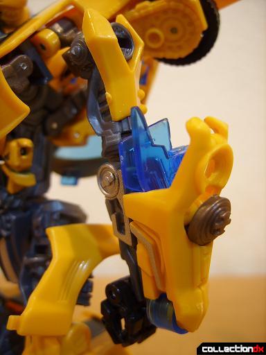 Deluxe-class Battle Blade Bumblebee - robot mode (left arm)