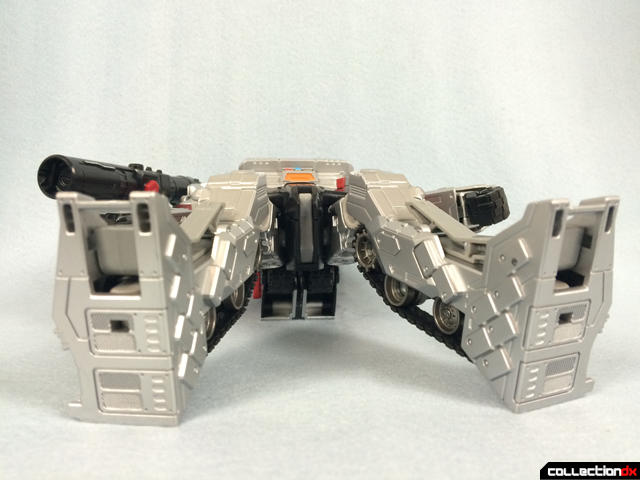 Takara Megatron bottom