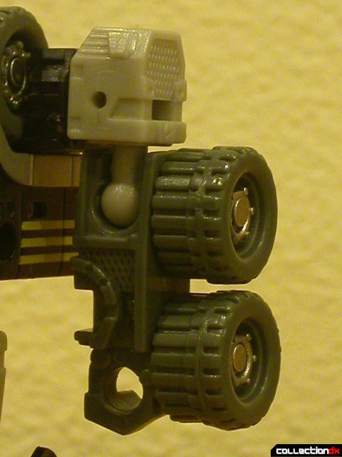 Autobot Armorhide- robot mode (left arm detail)