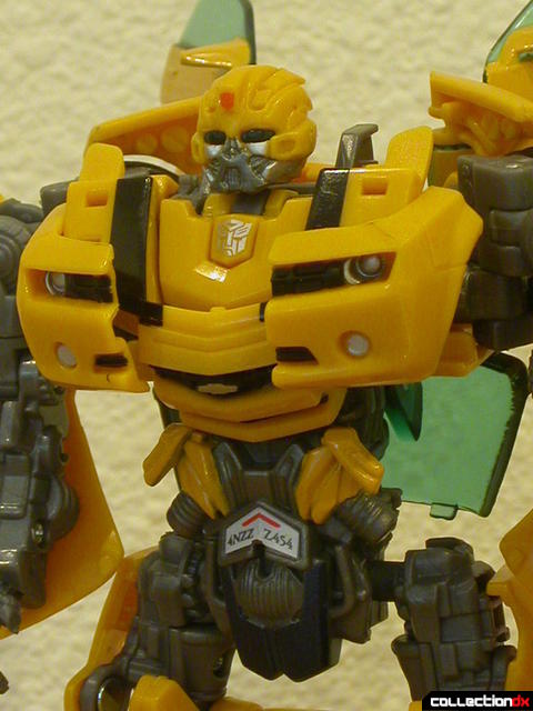 Battle Scenes Autobot Bumblebee- robot mode (torso detail)