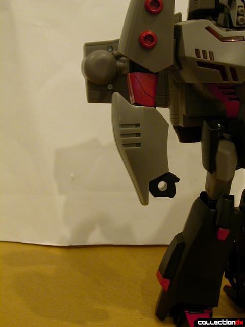 Decepticon Megatron- robot mode (fusion cannon, removed from right arm)