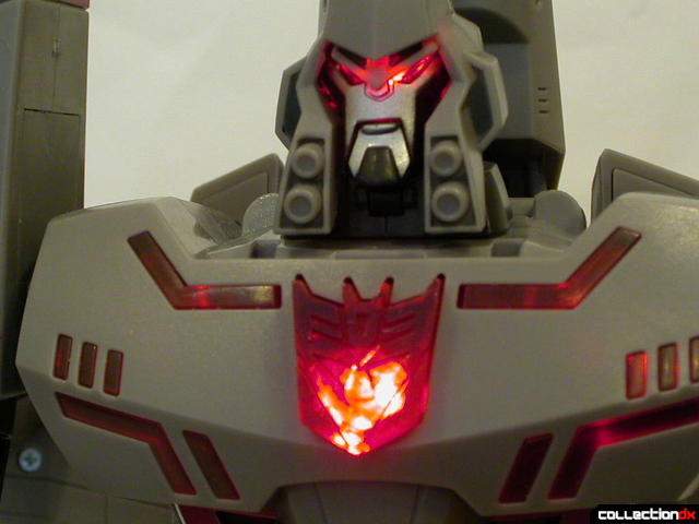 Decepticon Megatron- robot mode (light-and-sound activated)