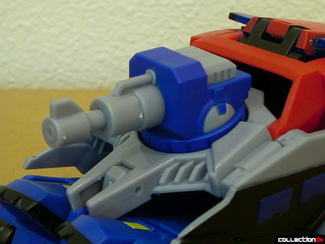 Autobot Optimus Prime- vehicle mode (Water Cannon normal)