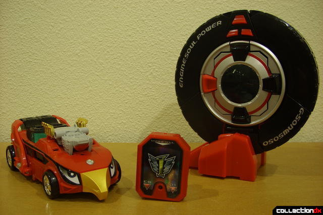 DX Soukou Sharin Go-Roader GT (R) and Engine Speedor's Engine Cast and Soul (C and L)