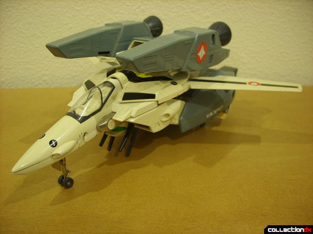 VF-1S Super Valkyrie - Fighter Mode (front)