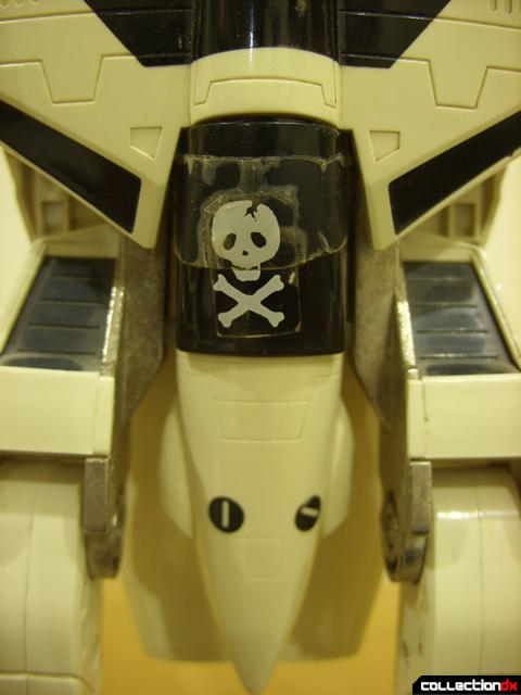 VF-1S Valkyrie - Battroid Mode (lower torso detail)