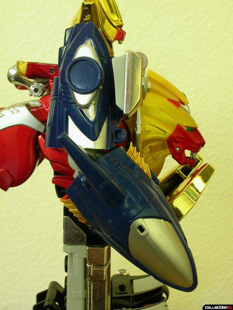 Hyakujuu Gattai Gao King- right elbow detail