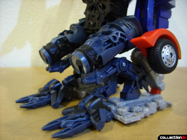 RotF Power-Up Optimus Prime (foot detail, back)