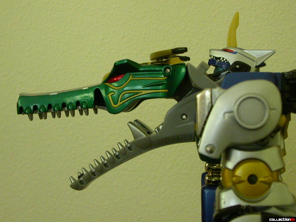 Majuu Gattai Gao Hunter Evil- Beast Hurricange (side detail)