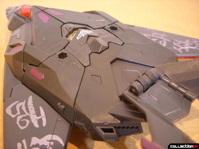 RotF Voyager-class Mindwipe- vehicle mode (top detail, back)