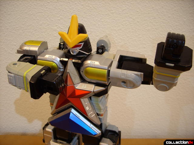 Deluxe Super Zeo Megazord (arm articulation demonstrated)