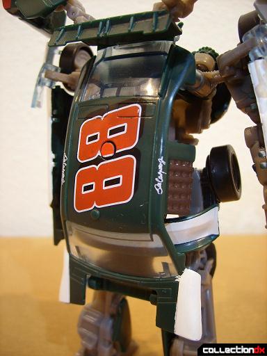 DotM Deluxe-class Autobot Roadbuster (19)