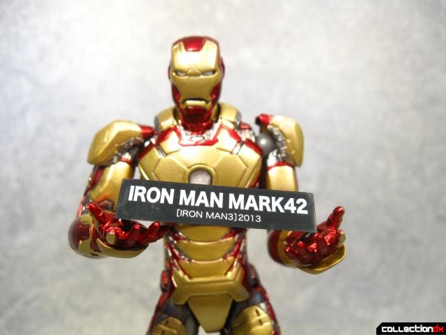 revoltech iron man 31