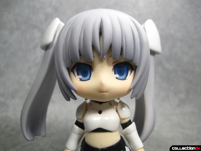 nendoroid miss monochrome 4