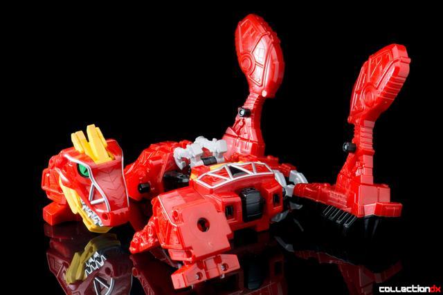 Dino Charge Megazord-39