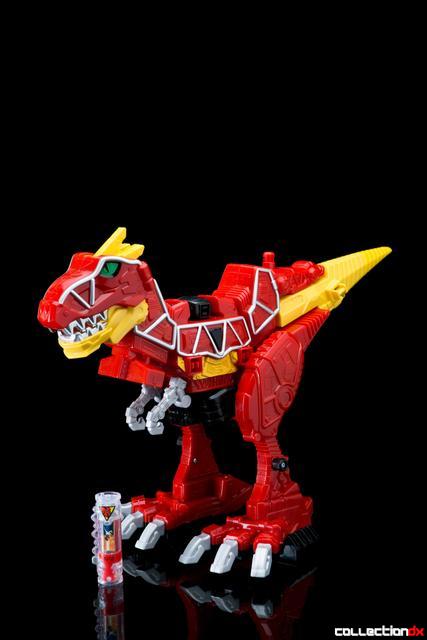 Dino Charge Megazord-51