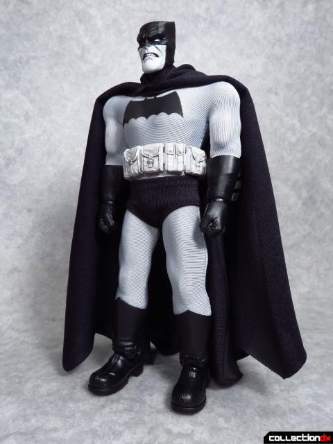 mezco dark knight batman 1
