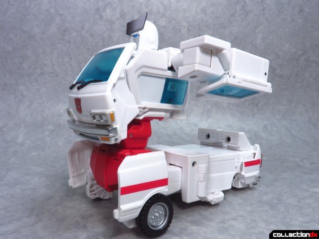 masterpiece ratchet 25