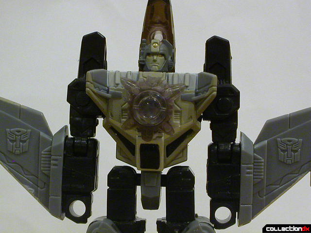 Autobot Skyblast- robot mode (chest with Energon crystal in place)