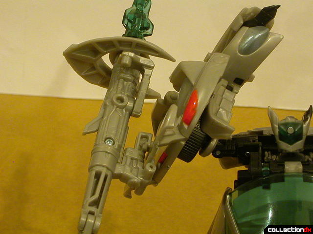Final Battle Jazz- robot mode (plasma cannon attached to shield)