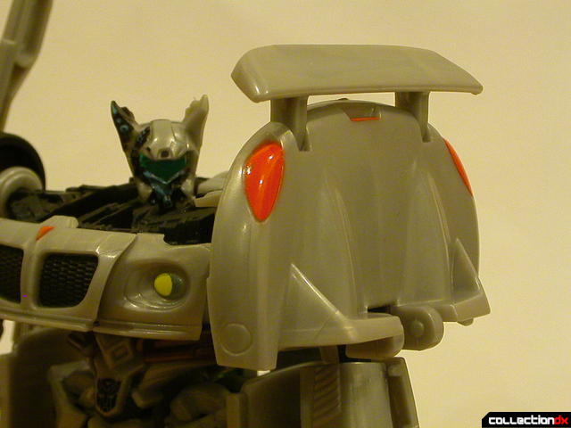 Final Battle Jazz- robot mode (shield attached to left shoulder)