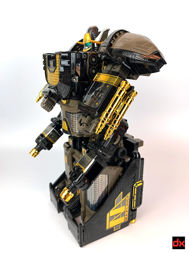DX Black Max Victory Robo