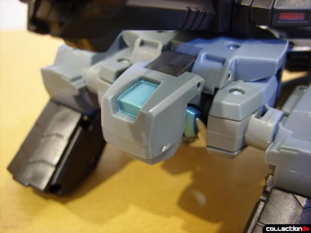 Animated Voyager-class Decepticon Shockwave- crane mode (front detail)