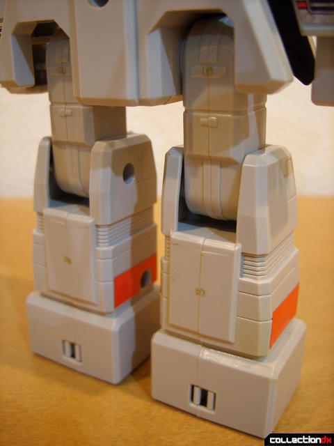 Super Zeo Zord 5 (legs, back)