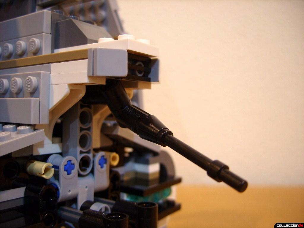 Emperor Palpatine's Shuttle (aft cannon, posed)