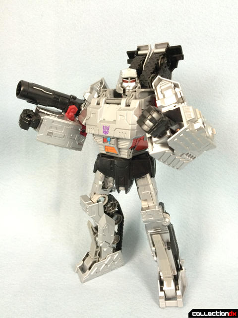 Takara Megatron pose_12