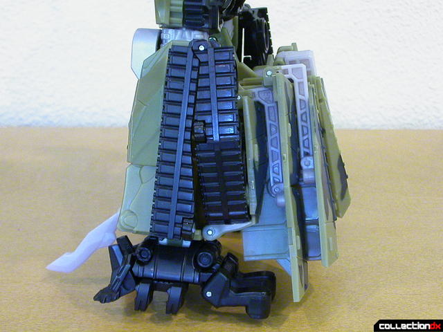 Decepticon Brawl- robot mode (back of lower legs, view 1)